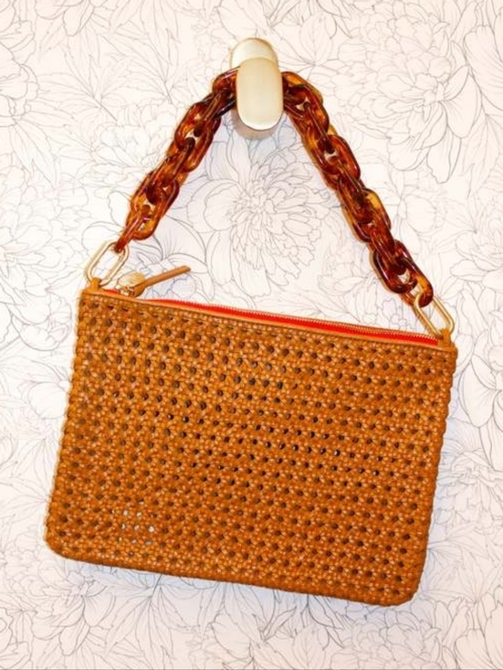 Clare V Handbags - CLARE V FLAT CLUTCH BAG WITH TABS - TAN RATTAN LEATHER + TORTOISE RESIN SHORTIE